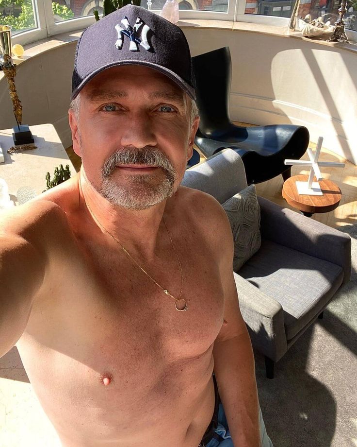 files/Daddy_Moose___DATING_SCAMMER.jpg